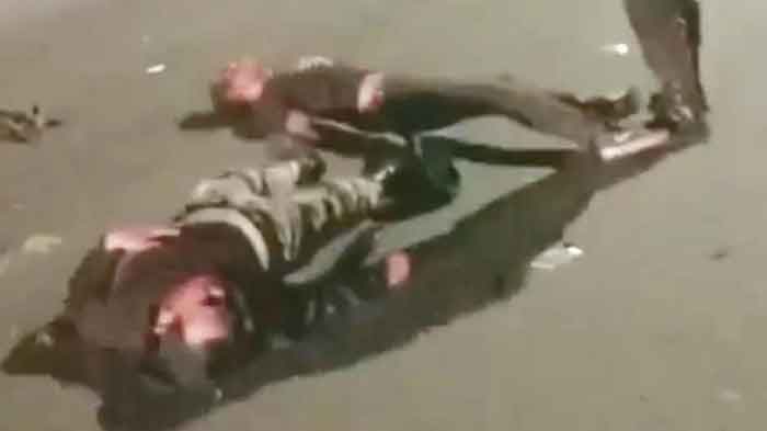 Ancam Pemotor dengan Pedang