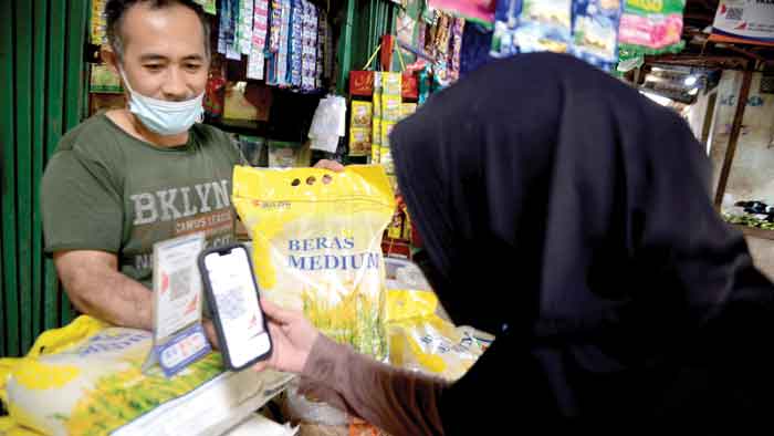 Serap 64 Ribu Ton Beras Petani