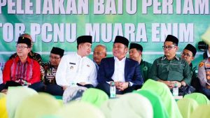 Terus Menjadi Teladan bagi Masyarakat