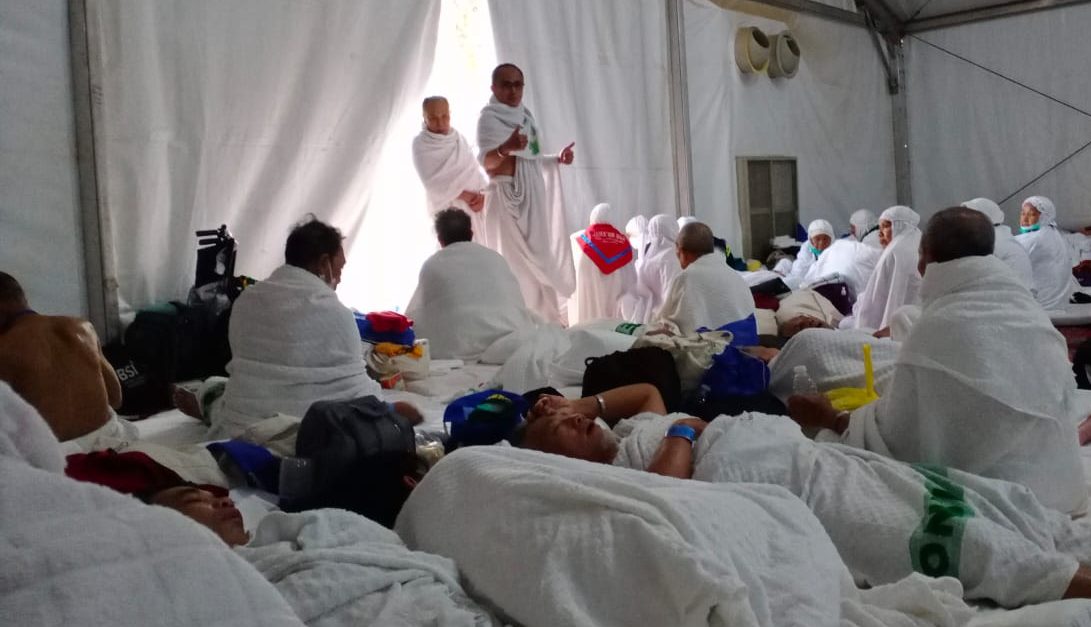 Laksanakan Wukuf, Bupati Ini Kabarkan Kondisinya Sehat