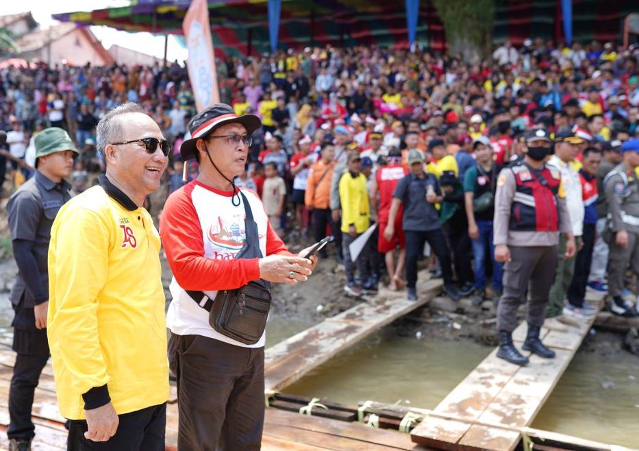 Ajib, Lomba Perahu Bidar di Kabupaten Muba Hadiahnya Mobil