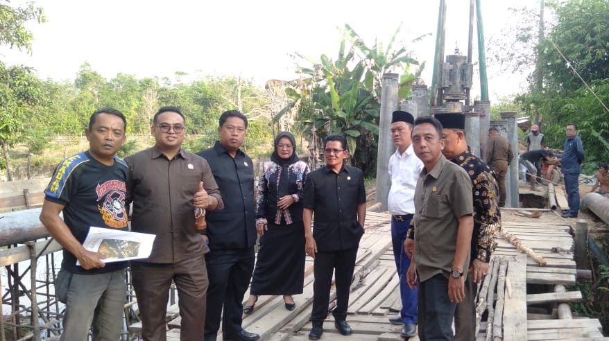 Sidak Proyek Jembatan, Ketua DPRD Sebut Besinya Sesuai Bestek