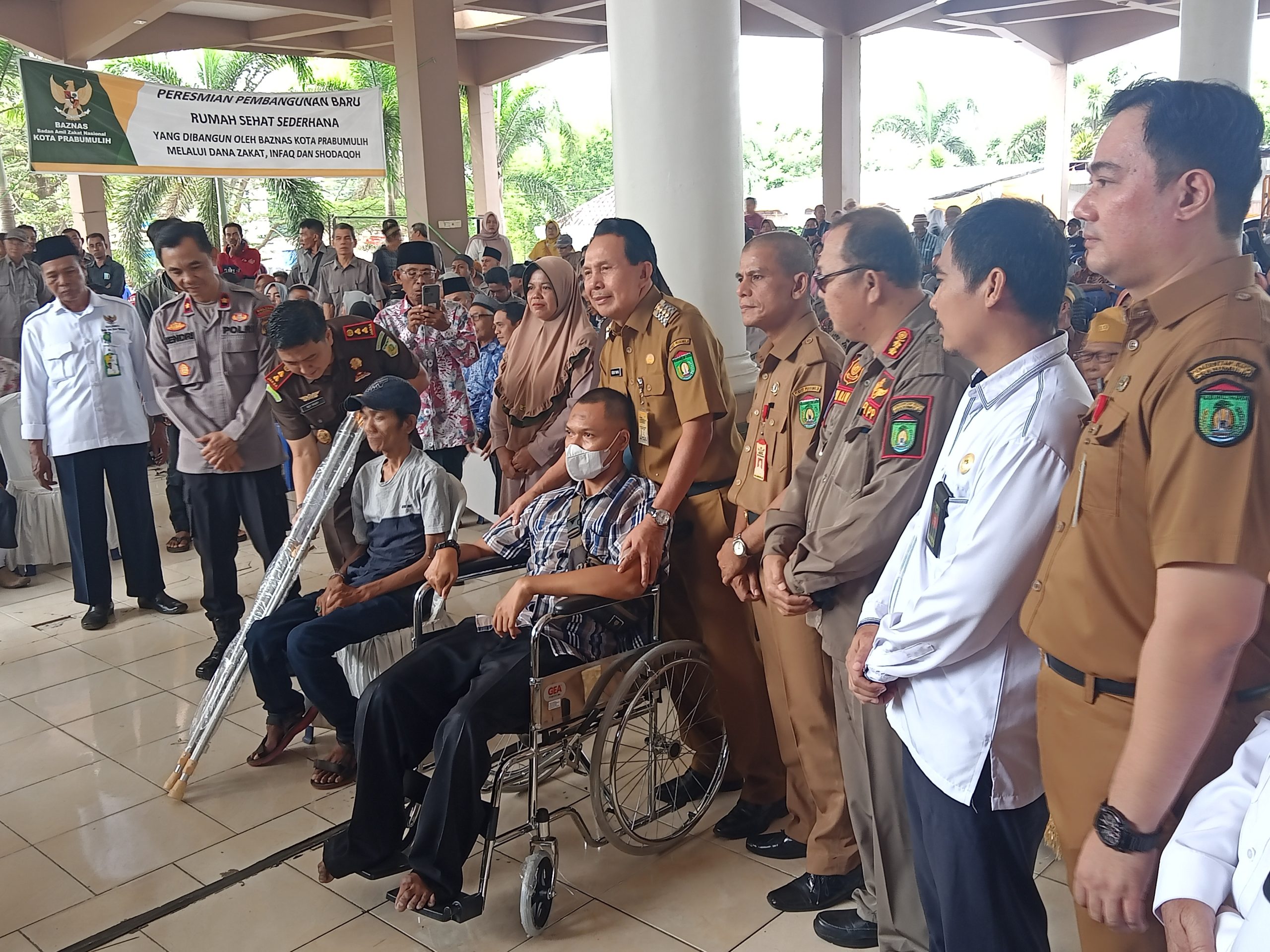 Pembagian Insentif,  Biasanya Tersenyum Kini Malah Bersedih