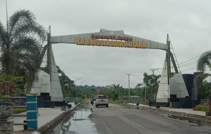 Di Daerah Ini Ada Komunitas ‘Janda Pirang’, tapi Kelakuannya Bikin  Resah Warga