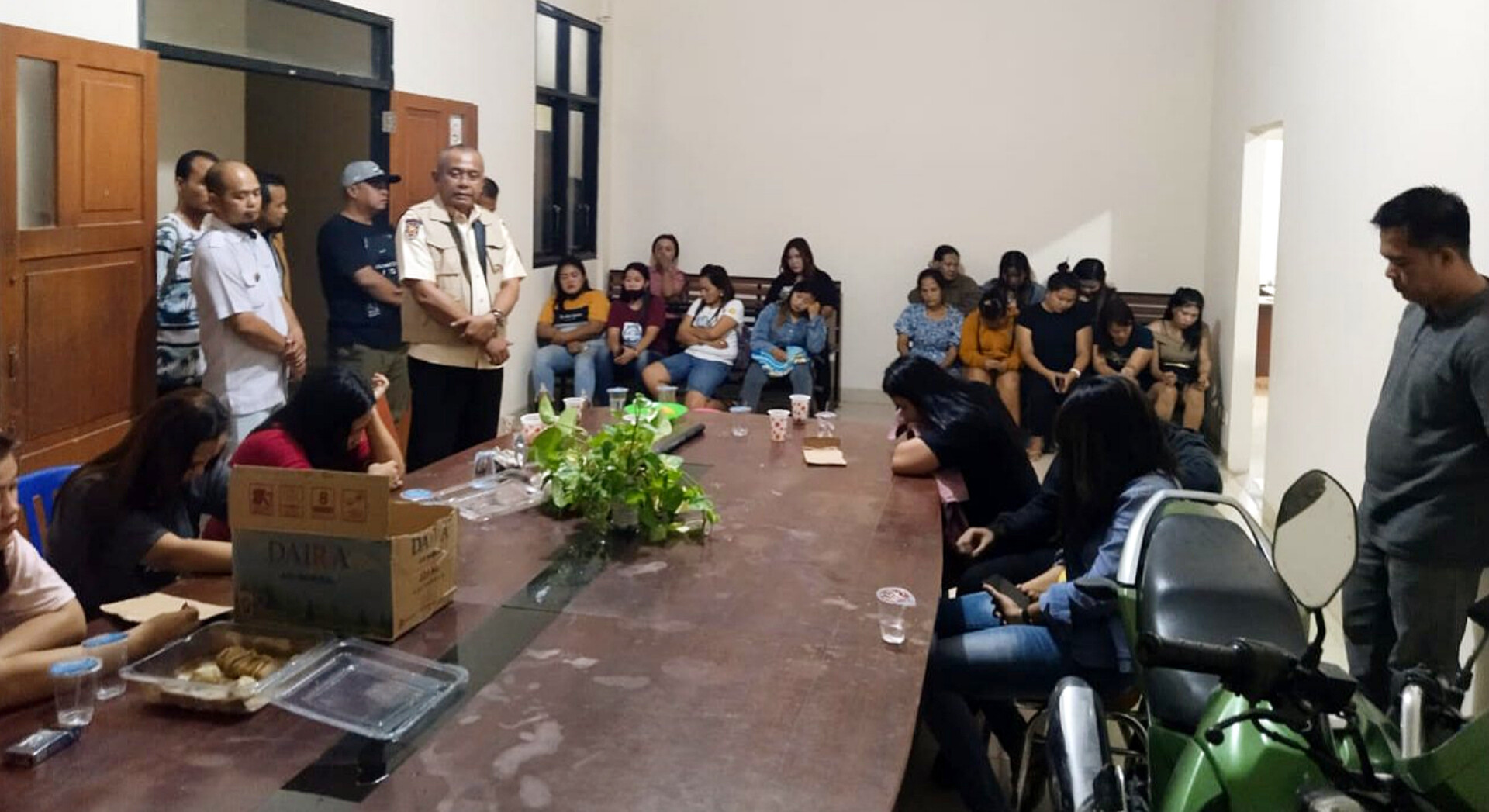 Satpol PP Ogan Ilir ‘Panen’ Wanita Penghibur