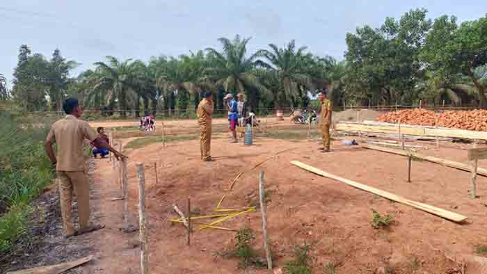 Swadaya Bangun Pos Polisi