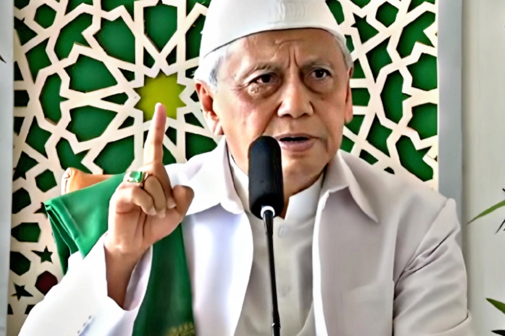 Ijazah KH Achmad Chalwani Nawawi Agar Memiliki Penglihatan Tajam, Yuk Amalkan