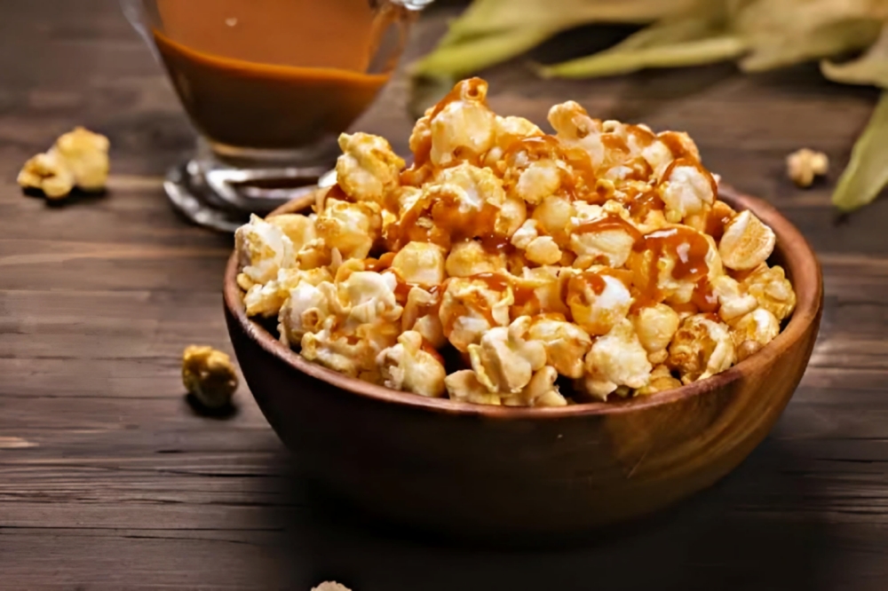 Cemilan Teman Nonton? Bikin Popcorn Caramel yang Manis dan Gurih, Begini Resepnya