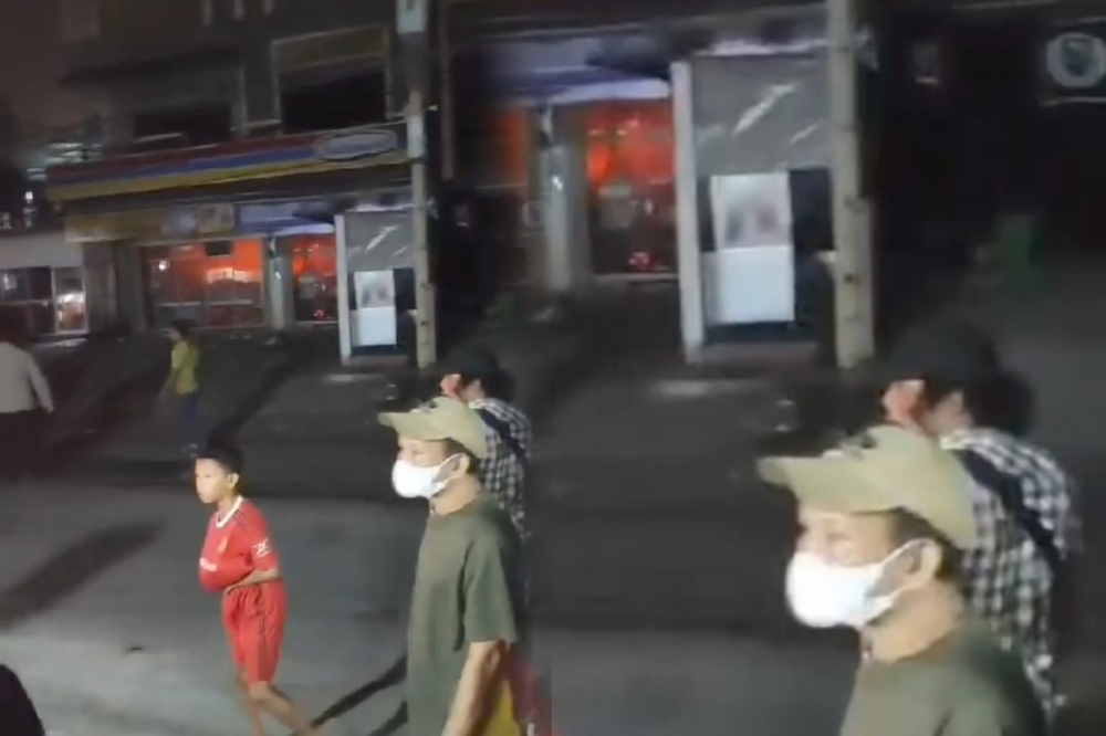 Karyawan Lari Tunggang-Langgang, Toko Indomaret Hangus Terbakar