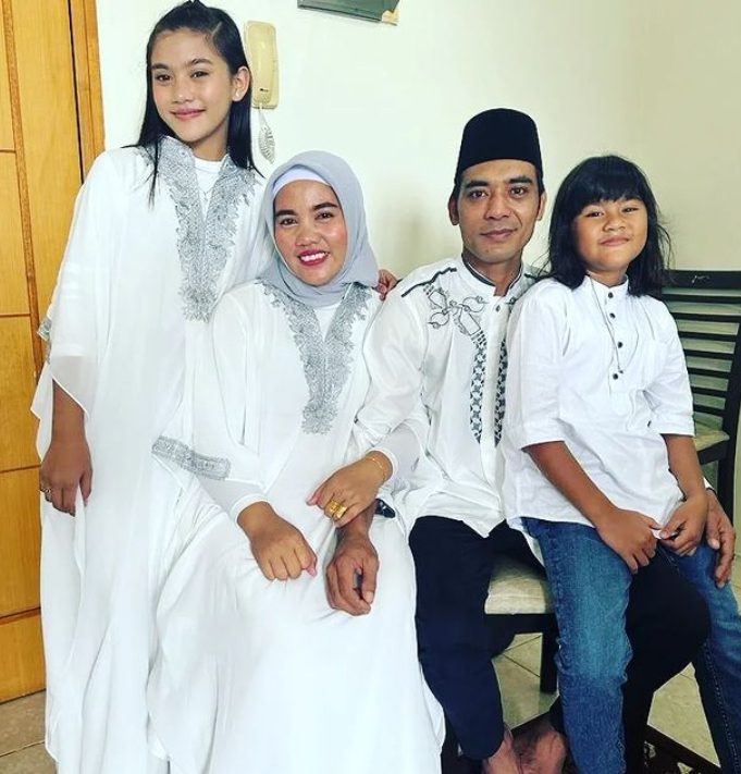 Ayah Sridevi DA 5 Berangkat Umroh Bersama Pengurus Jenazah dan Penggali Kubur