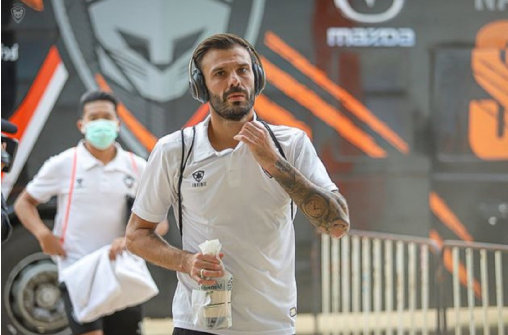 Cedera membuat Persib Harus Relakan Pemain Asing Ini Mudik ke Spanyol