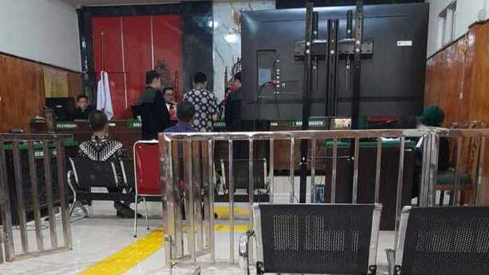 Kolaborasi CS dan OB Bank BRI Ini Sukses Gondol Uang 105 Nasabah, Tak Tanggung Tanggung Kerugiannya Sebesar Rp