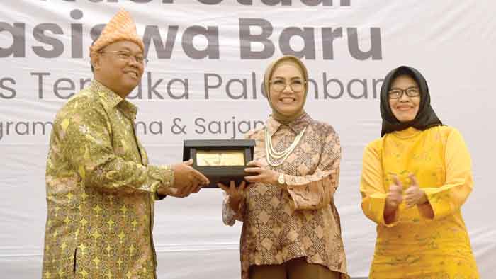 Belajar di UT Pakai Sistem Online