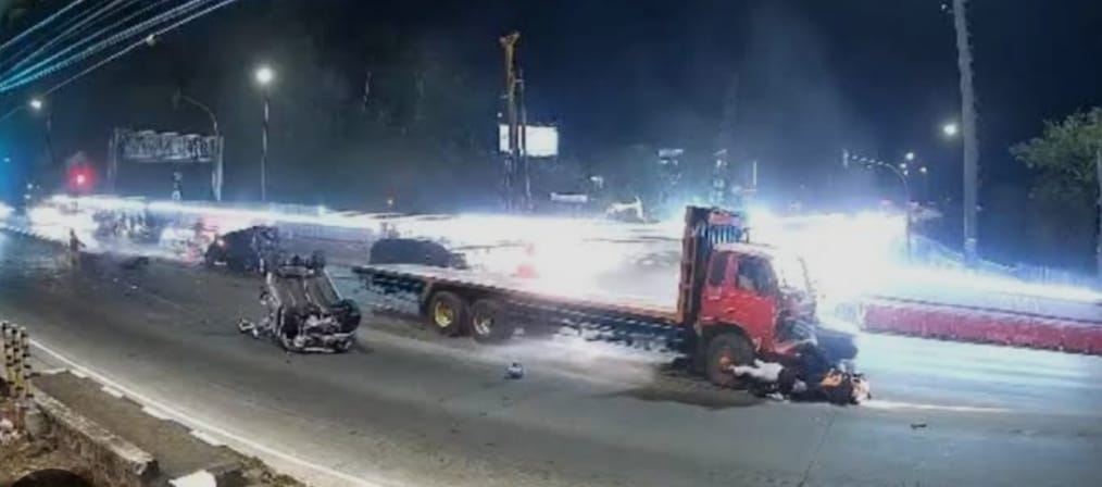 Rem Blong, Truk Hantam 9 Motor dan 4 Motor. Ini Kronologi dan Korbannya?