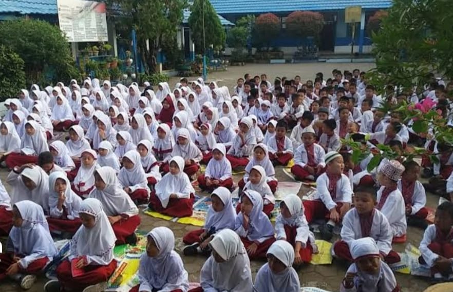 Kabut Asap. Masuk Sekolah Mundur, Mulai Pukul 09.00 WIB