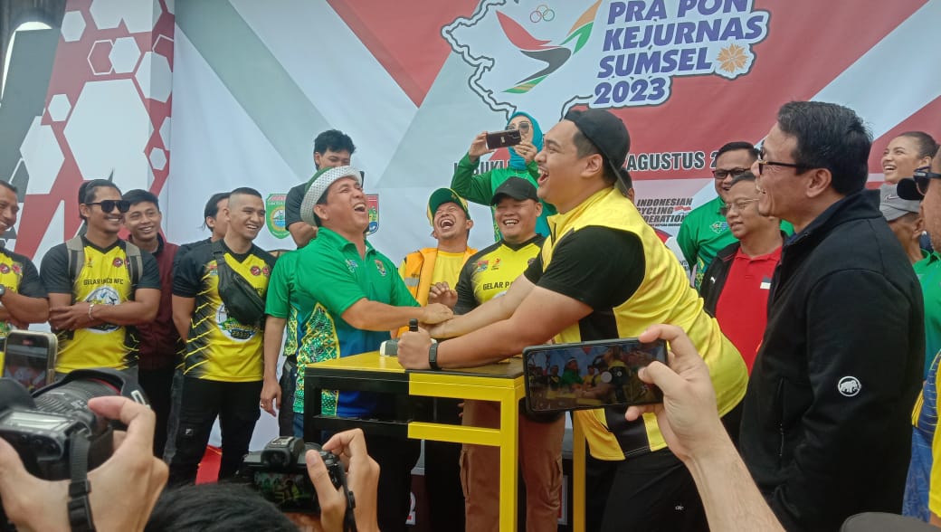 IKHTIYAR! Terus Shalat Istisqo Mohon Hujan