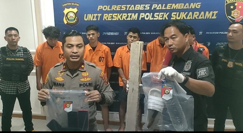 Maunya Senang-senang dengan Cewek Via Mi-Chat, Pengemudi Ojol Malah Babak Belur