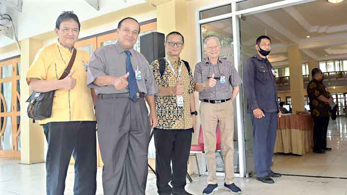 Banyak Penalaran, Klaim Soal Gampang