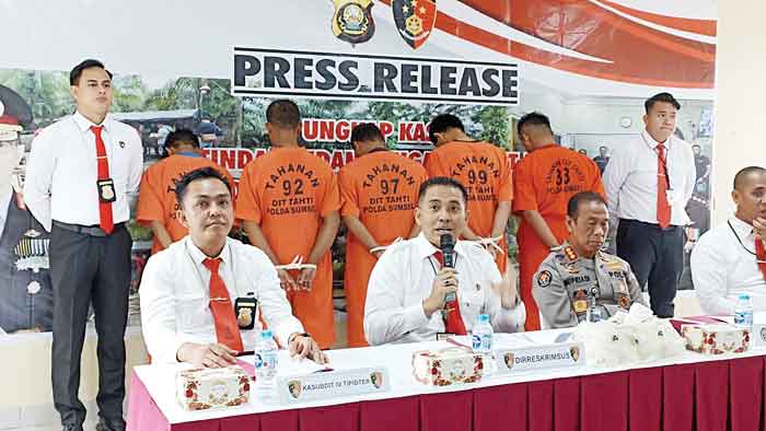 OI-OKI Pasar Solar Palsu