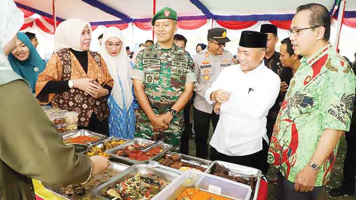 Fasilitasi UMKM, Bantu Masyarakat