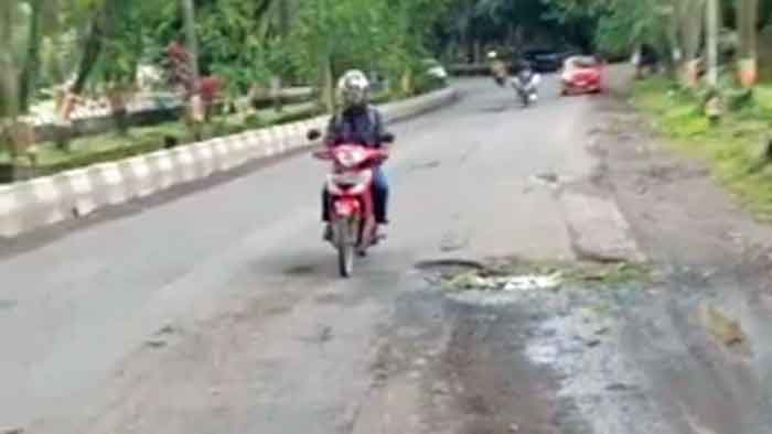 Jalan Nasional Banyak Berlobang, Ancam Keselamatan Pengendara