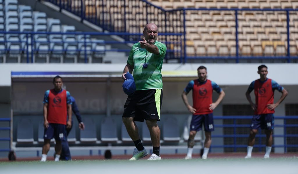 Persib Kehilangan Banyak Pemain jelang Melawan Persita