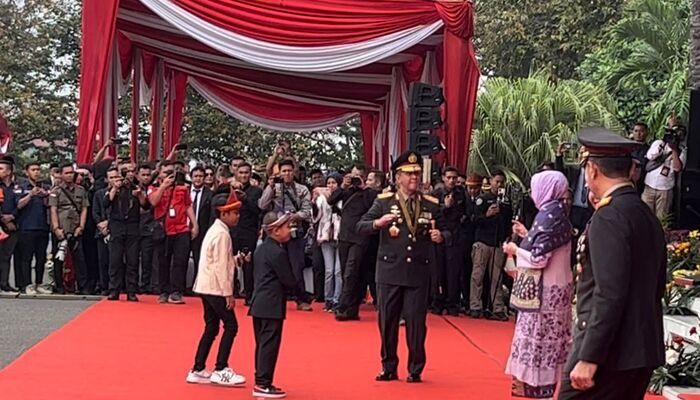 Momen Ajaib! Farel Prayoga “Ojo Dibandingke” Menggrebak HUT Bhayangkara Polda Sumsel