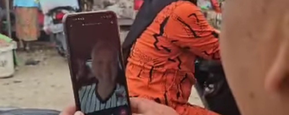 Calon Presiden Video Call! Sapa Pedagang Pasar Lawang Agung, Muratara”