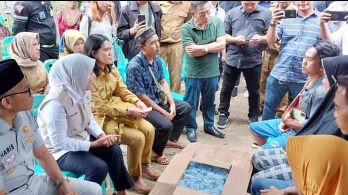 Salurkan Santunan ke Ahli Waris