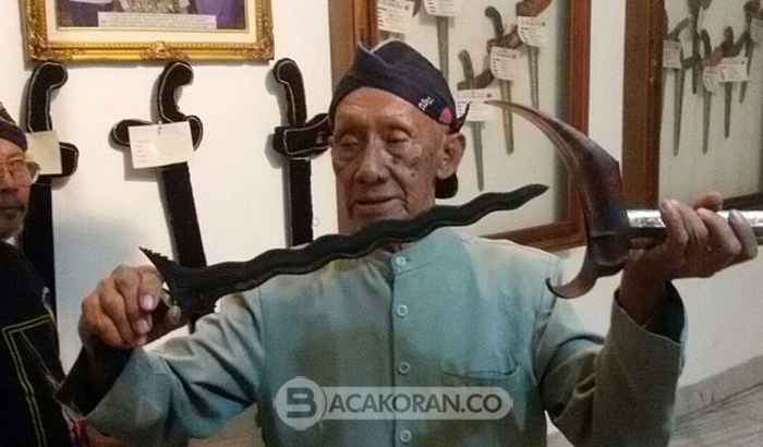 Fantastis Mencapai Milliaran ! Benda Pusaka Paling Dicari di Indonesia