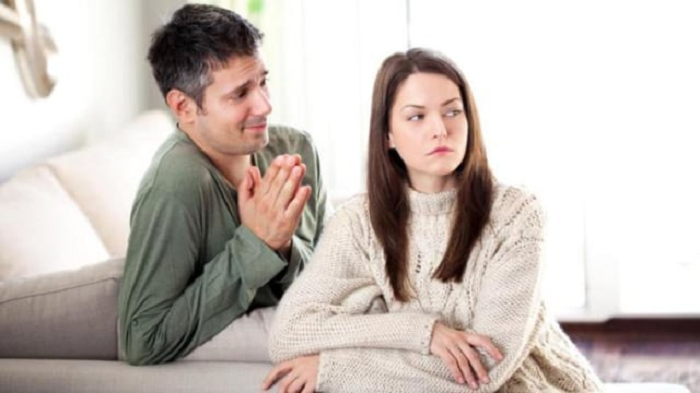 Tenang Jangan Emosi Bro! Lakuin Hal-hal Ini Kalau Pacarmu Ngambek