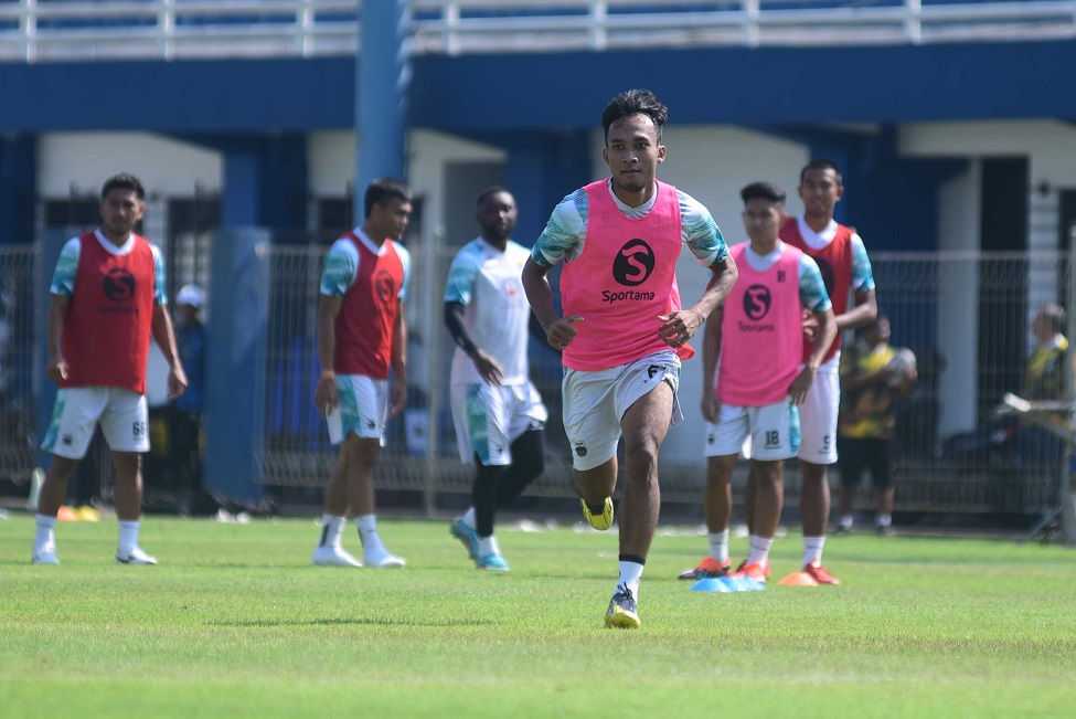 Kemas Dua Kemenangan, Bojan Masih Keluhkan Ini ke Pemain Persib