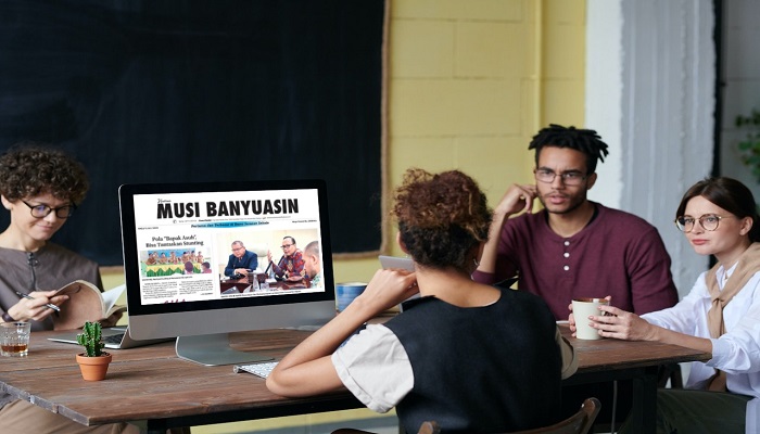 Koran Hybrid Pertama di Indonesia Baca Harian Muba Edisi 12 Juli 2023