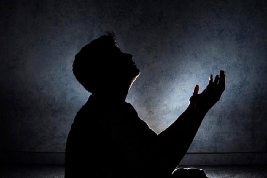 Setelah Shalat Taubat Ada Dzikir yang Bisa Bikin Hati Kamu Makin Tenang