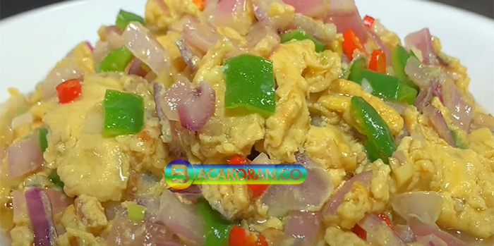 Easy Way To Cook Omelet With Simple Ingredients You Can Try At Home