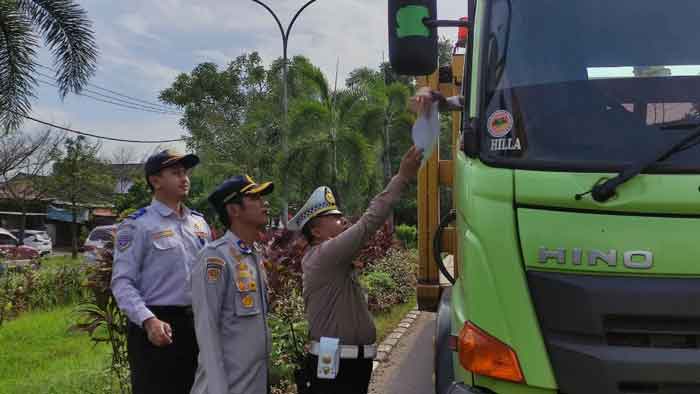 Tim Gabungan Incar Truk Tonase Besar