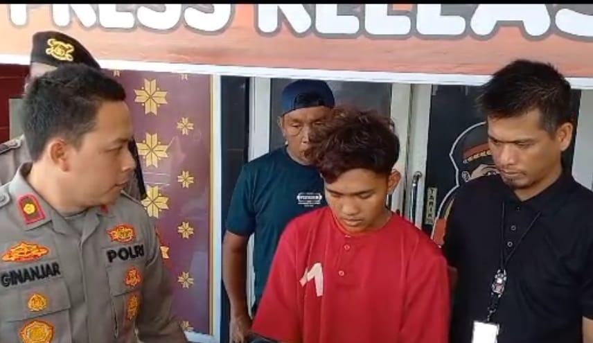 Aniaya Ibu Kandung Karena Menikah Lagi, Pemuda Ini Ternyata Pemuja Sabu, Nangis Ditangkap Polisi