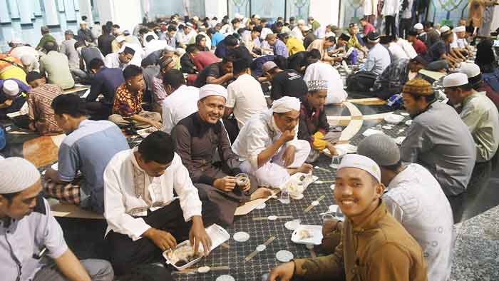 Pertahankan Tradisi Ngidang